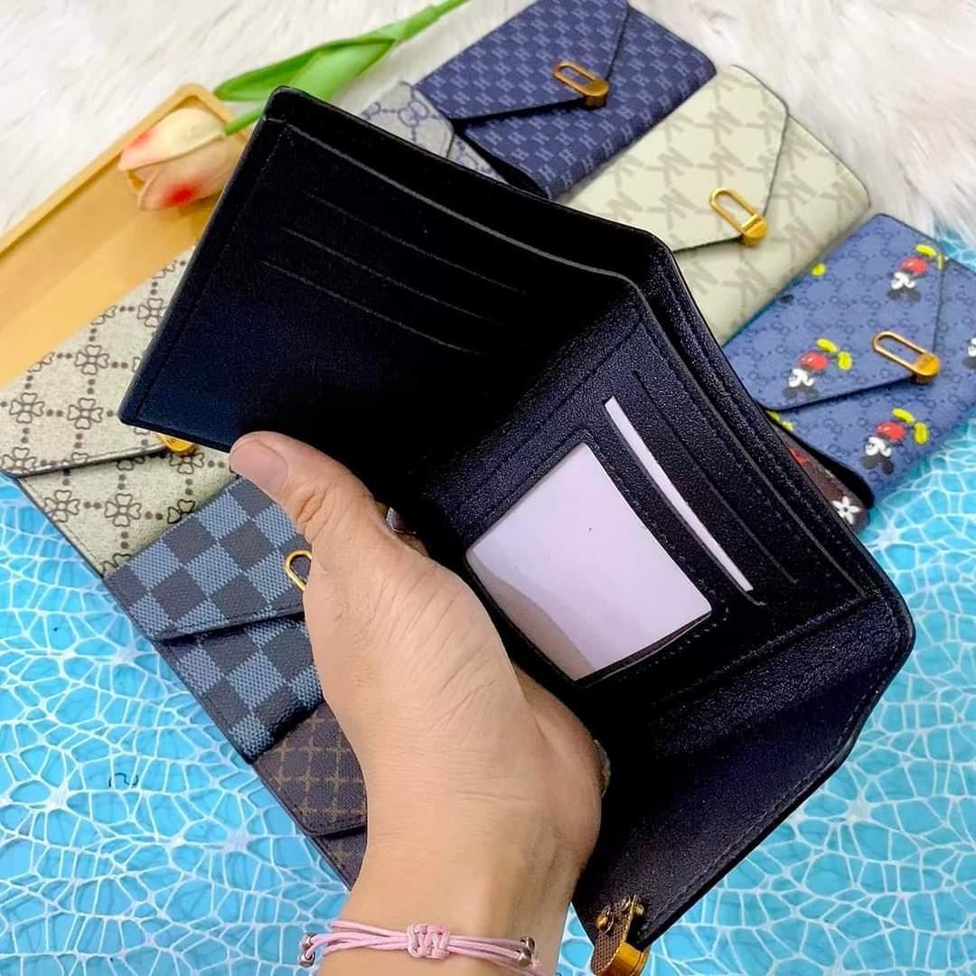 Women's Trifold Leather Wallet