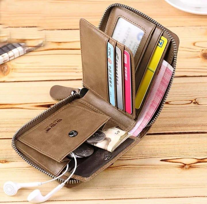 Men's Leather Wallet - Stylish and Slim